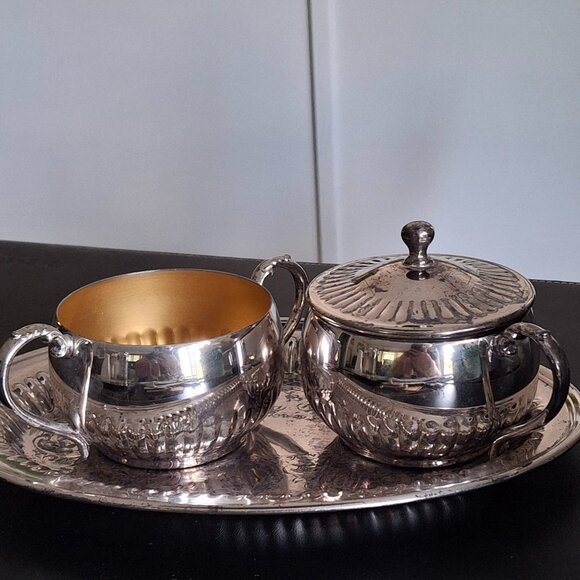Silver Plate Sugar and Creamer with tray - Picture 1 of 4